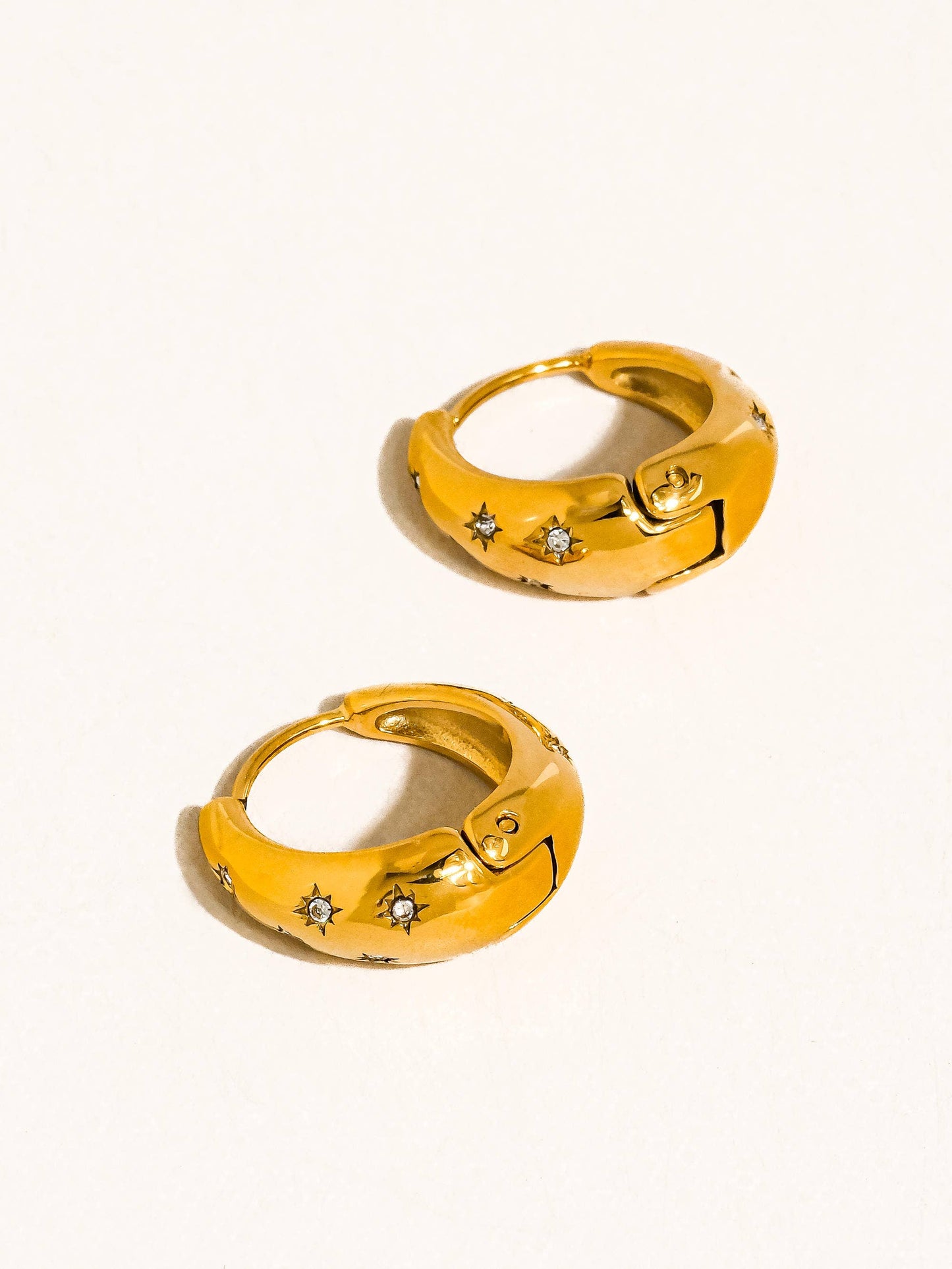 Solira Star Hoop Earring: Yellow Gold
