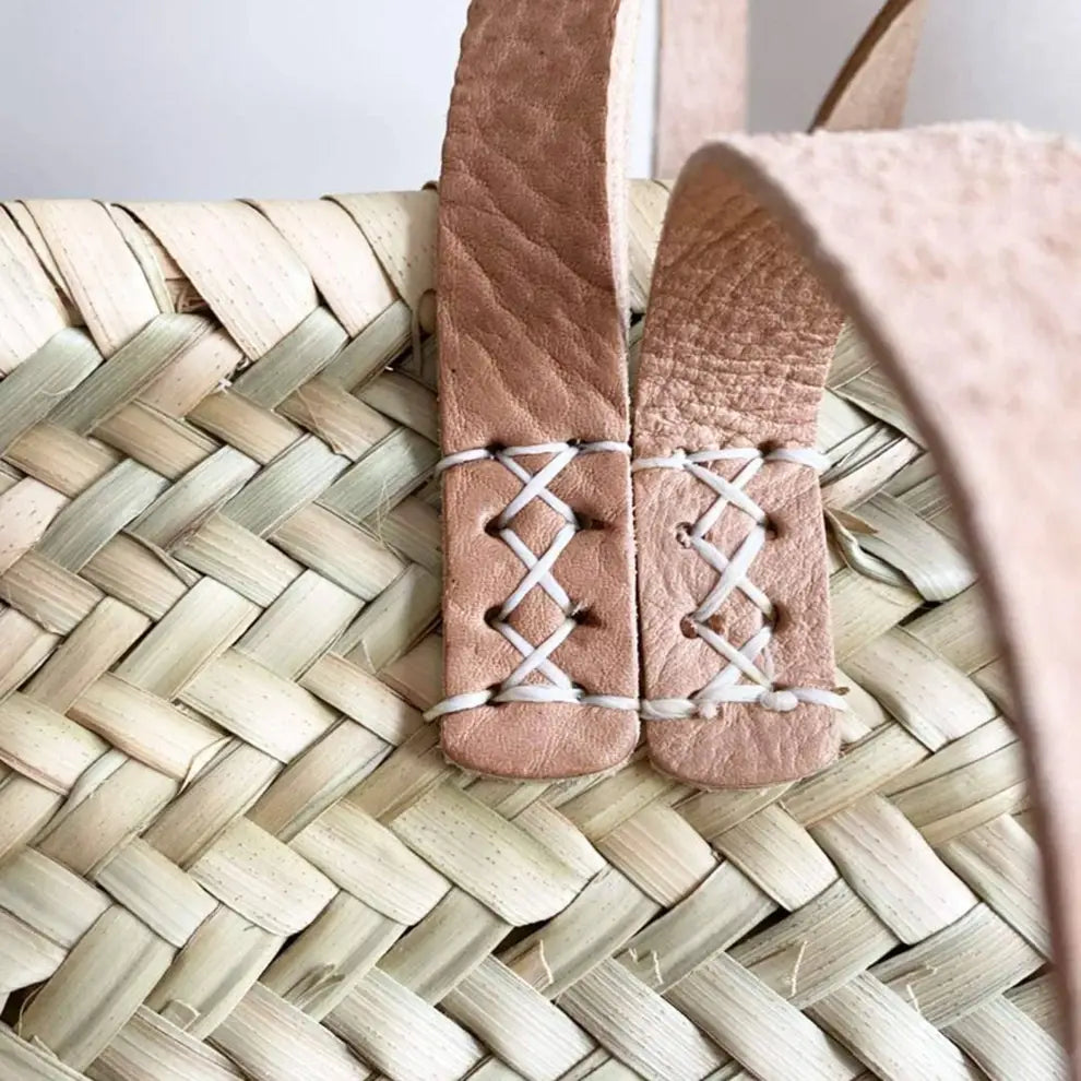 French Market Basket Tote: Brown
