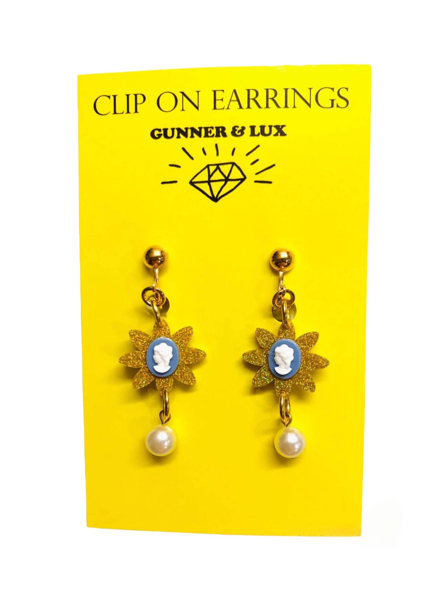 "Cameo Pearl Love" Clip On Earrings