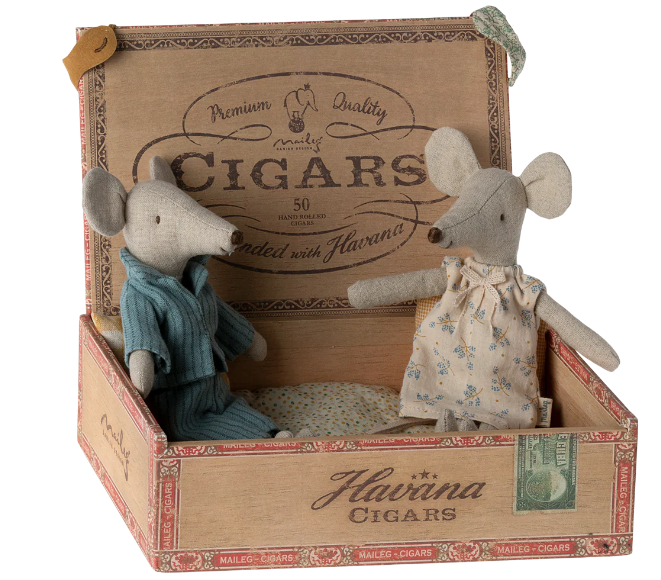 Mum and dad mice in cigarbox