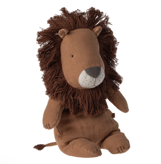 Safari friends, Lion, Medium