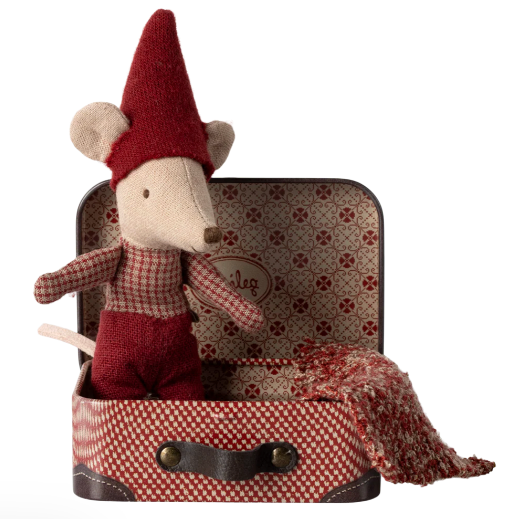 Christmas mouse, Baby in suitcase