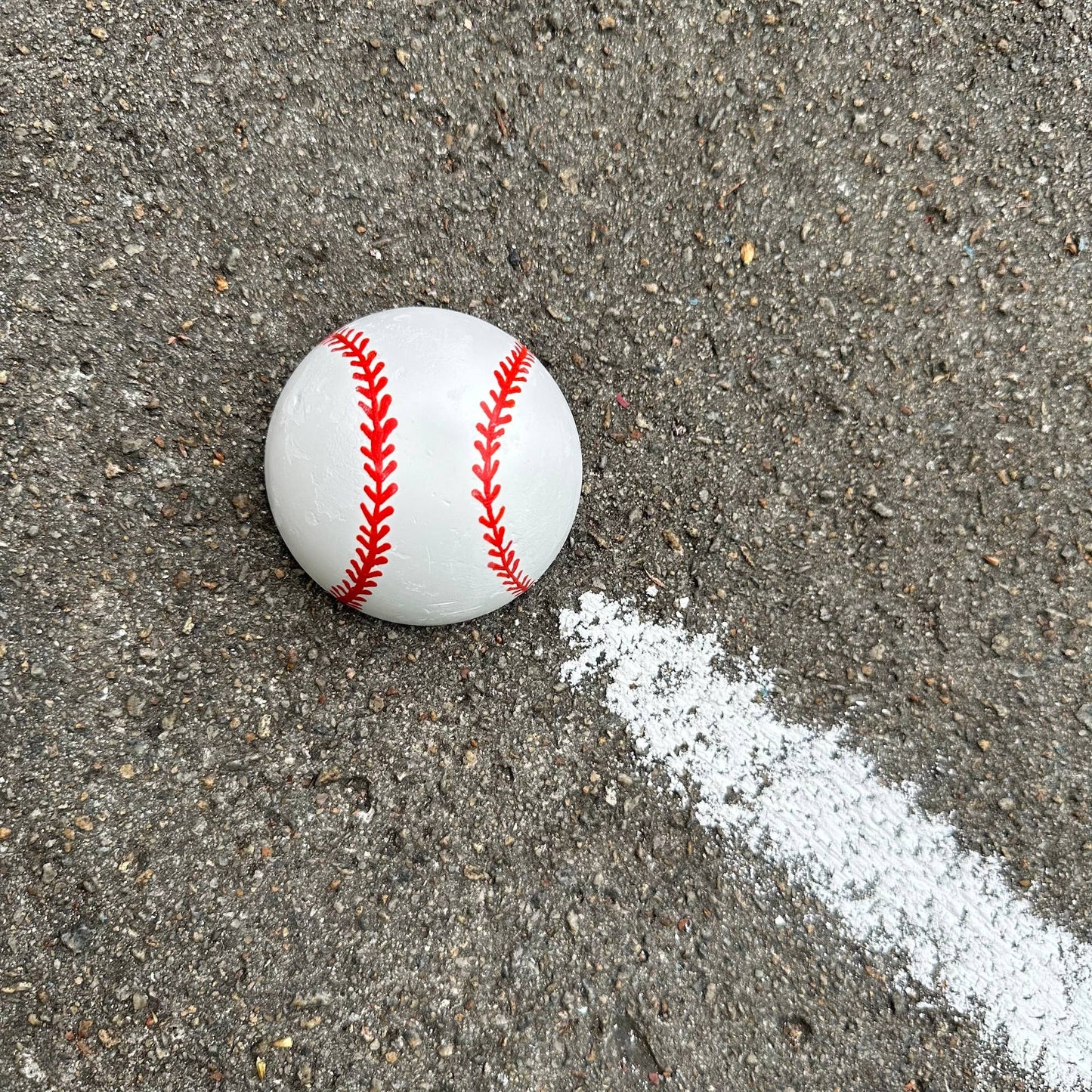 QUINN'S BASEBALL | TWEE HANDMADE SIDEWALK CHALK