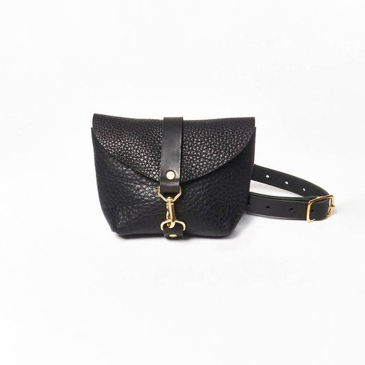 Little Sister Fanny Pack: Black / Black
