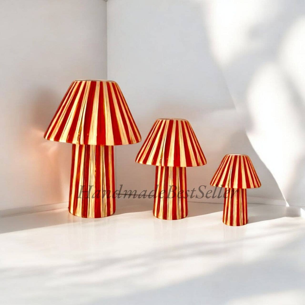 Moroccan Woven Raffia Table Lamp: Black / Medium