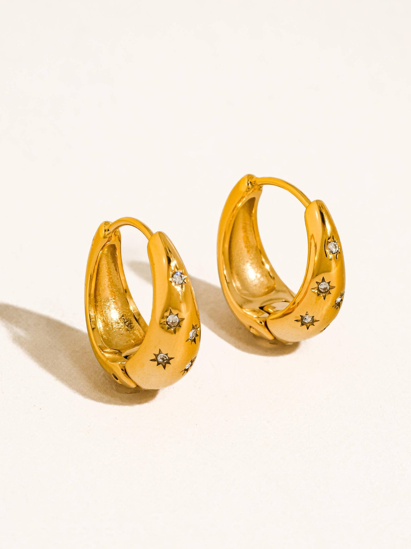 Solira Star Hoop Earring: Yellow Gold