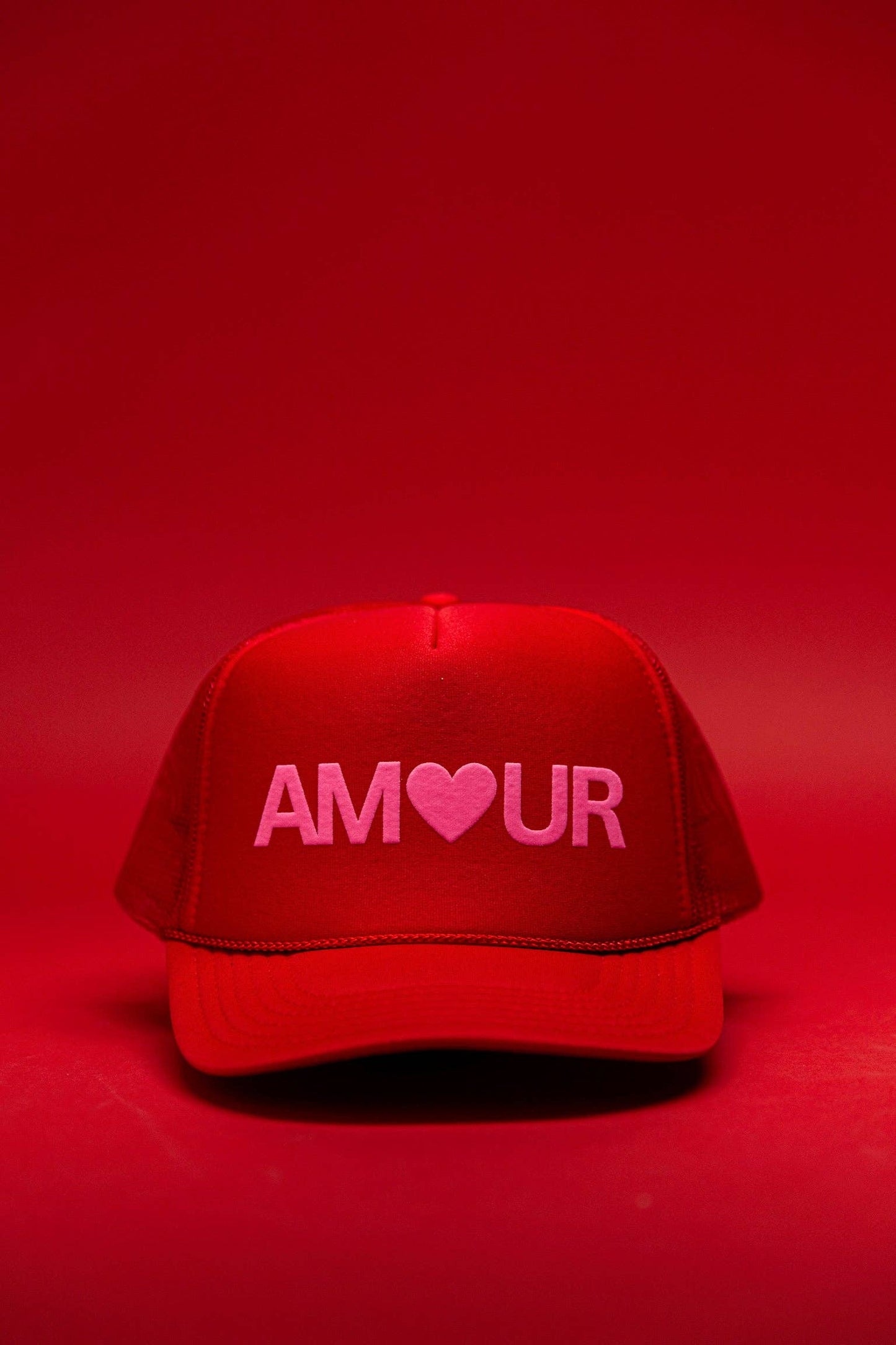 Classic Amour Trucker: Red