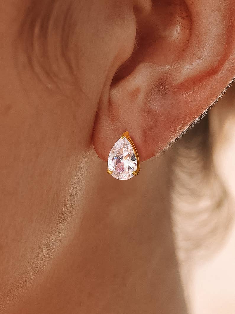 Avenn 18K Gold Non-Tarnish Round CZ Flat Back Earrings: Yellow Gold / T-Teardrop