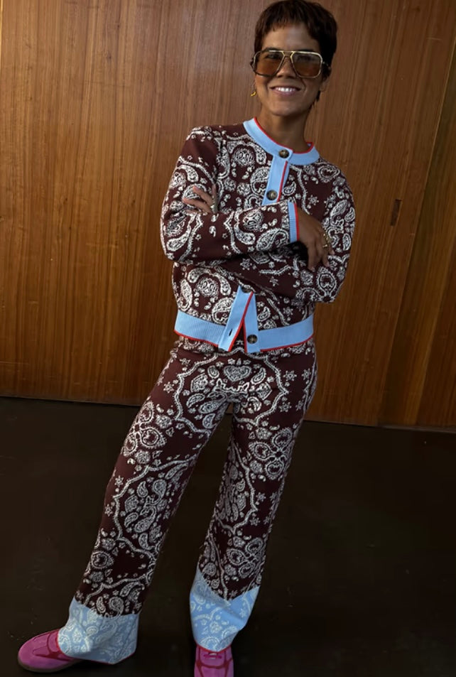 Holly Bandanna Cardigan/Knit scarf - chocolate