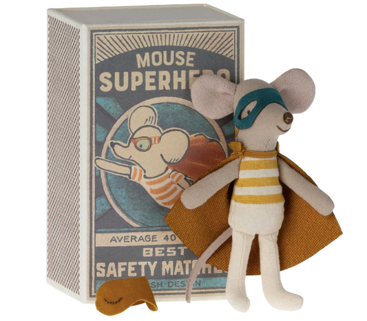Super hero mouse, Little brother in