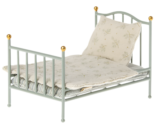 Vintage Bed, Mouse - Mint