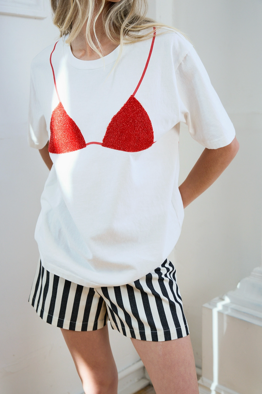 Caviar Print Bikini Graphic Tee - red