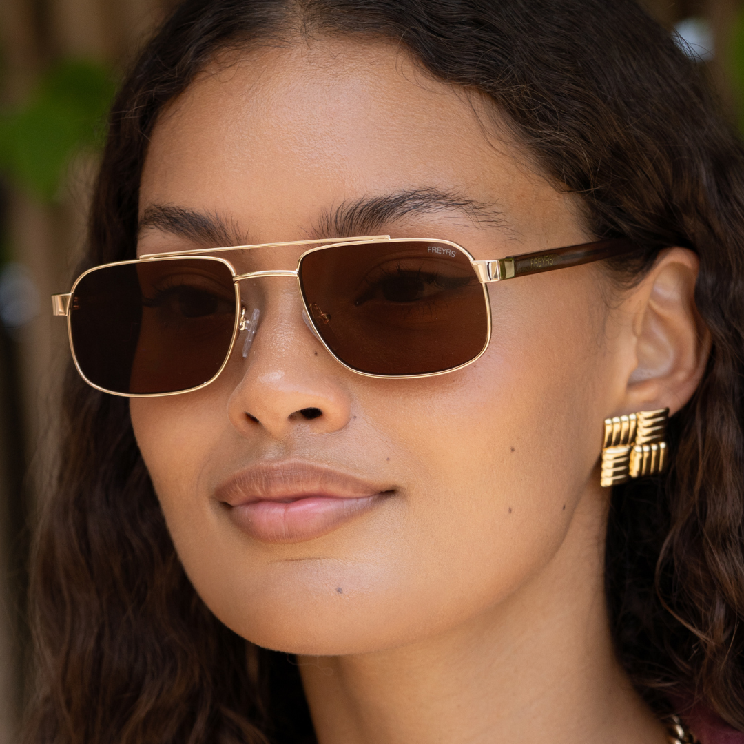 Vesper Aviator Sunglasses : Gold/Solid Brown