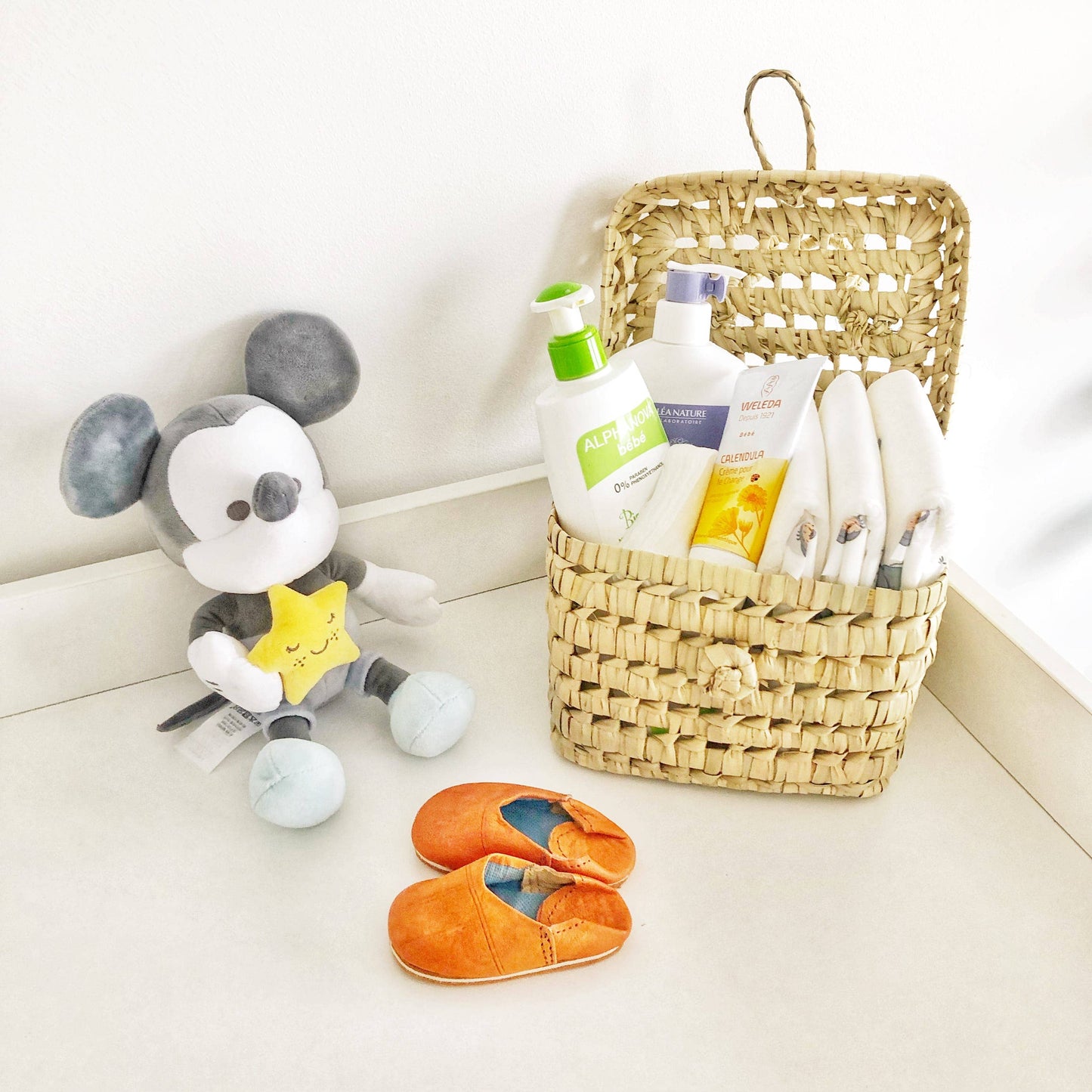 Straw storage basket - Small