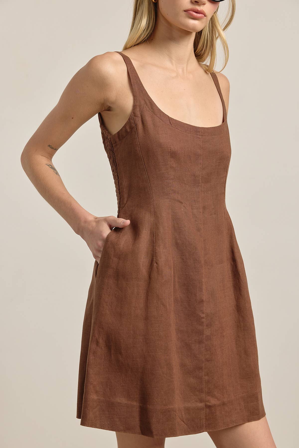 Linen Square Neck Mini Dress - BROWN